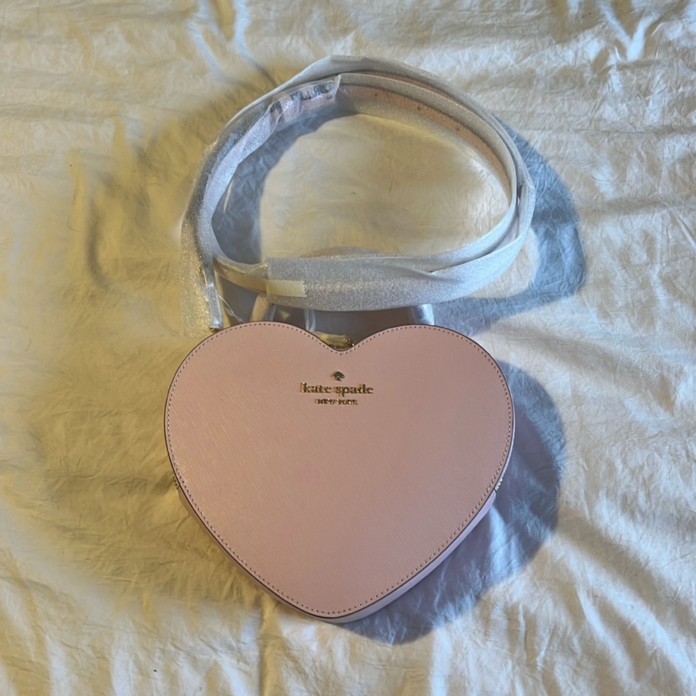 Love shack heart crossbody